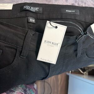 Judy Blue Black Skinny Jeans New with Tags 16W